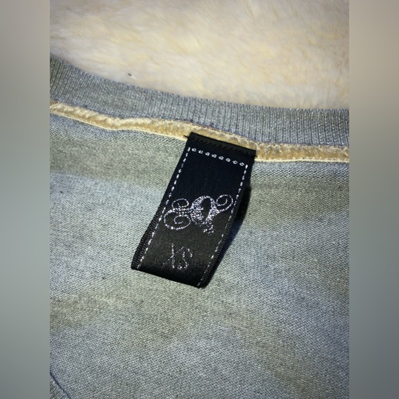 Sweater - Picture 7 of 8